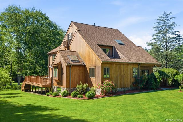 4 Old House Lane, Chappaqua, NY 10514