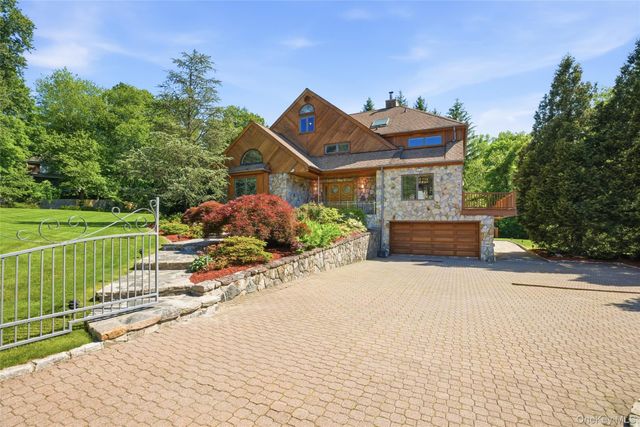 4 Old House Lane, Chappaqua, NY 10514
