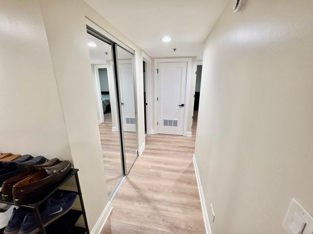 1330 Perry Street 202, Des Plaines, IL 60016