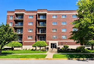 1330 Perry Street 202, Des Plaines, IL 60016