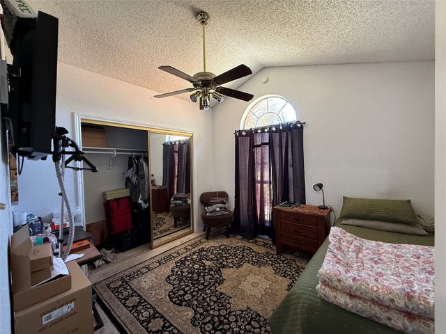 6115 Meadowside Trail, Arlington, TX 76017