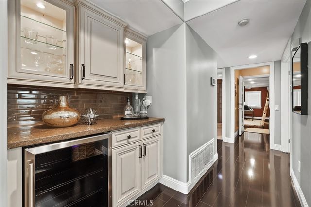 2204 E Vista Mesa Way, Orange, CA 92867