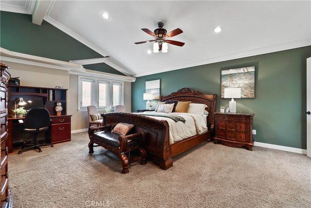 2204 E Vista Mesa Way, Orange, CA 92867