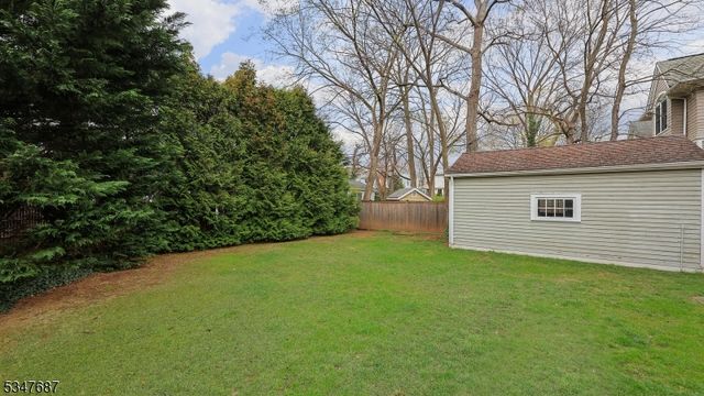 303 Harrison Ave, Westfield Town, NJ 07090