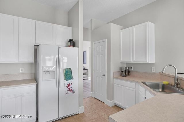12183 IRWIN MANOR Drive, Jacksonville, FL 32246