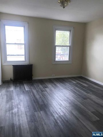 49 Downing Street 2, Newark, NJ 07105