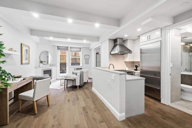 64 E 94th St Apt 1G, New York City, NY 10128
