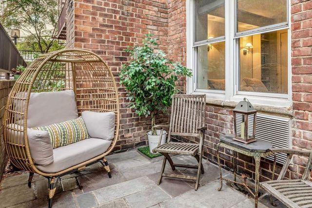64 E 94th St Apt 1G, New York City, NY 10128