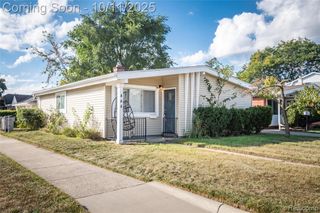 444 S Felker Avenue, Hazel Park, MI 48030