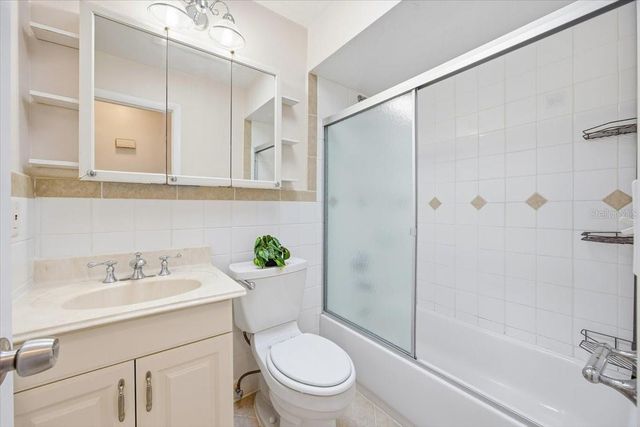 5681 TULIP AVENUE, Orlando, FL 32839