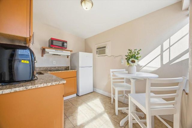 5681 TULIP AVENUE, Orlando, FL 32839