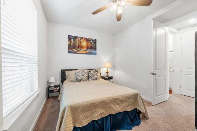 128 Three Oaks LN, Georgetown, TX 78628