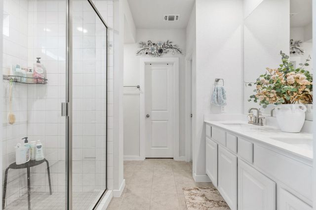 128 Three Oaks LN, Georgetown, TX 78628