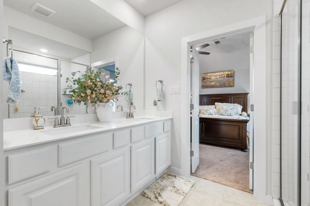 128 Three Oaks LN, Georgetown, TX 78628