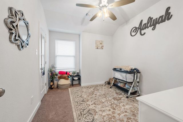 128 Three Oaks LN, Georgetown, TX 78628