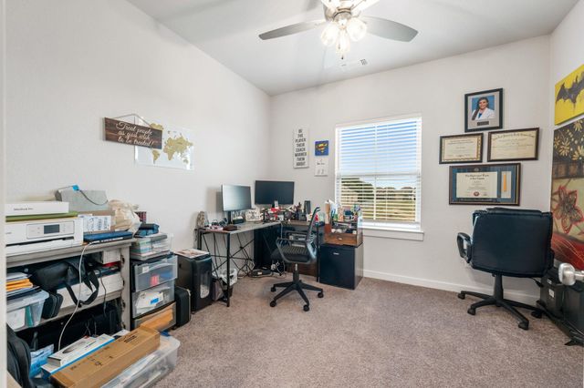 128 Three Oaks LN, Georgetown, TX 78628