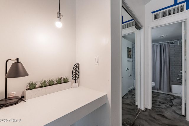 2309 S College Avenue 15, Tempe, AZ 85282