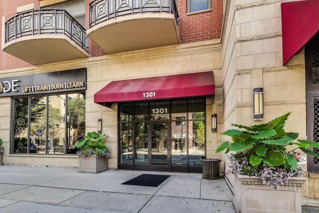 1301 W Madison Street 311, Chicago, IL 60607