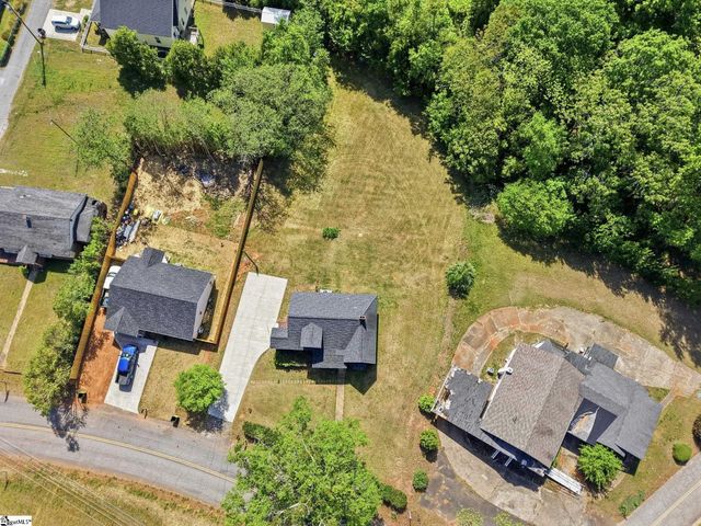 26 Blackstock Road, Inman, SC 29349