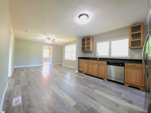 26 Blackstock Road, Inman, SC 29349