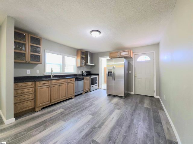 26 Blackstock Road, Inman, SC 29349