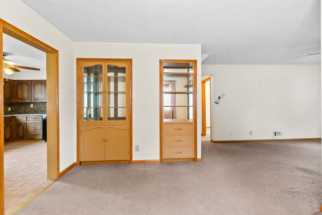2423 4TH Avenue, Council Bluffs, IA 51501