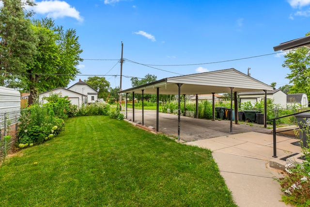 2423 4TH Avenue, Council Bluffs, IA 51501
