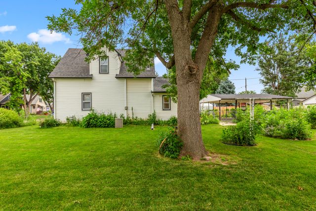 2423 4TH Avenue, Council Bluffs, IA 51501