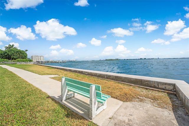 1700 NE 105th St 108, Miami Shores, FL 33138