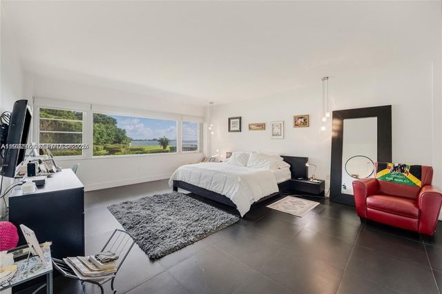 1700 NE 105th St 108, Miami Shores, FL 33138