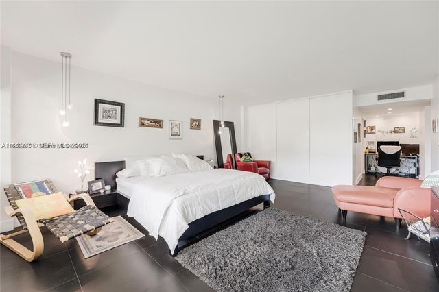 1700 NE 105th St 108, Miami Shores, FL 33138