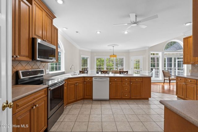 3682 W Medinah Avenue, Southport, NC 28461