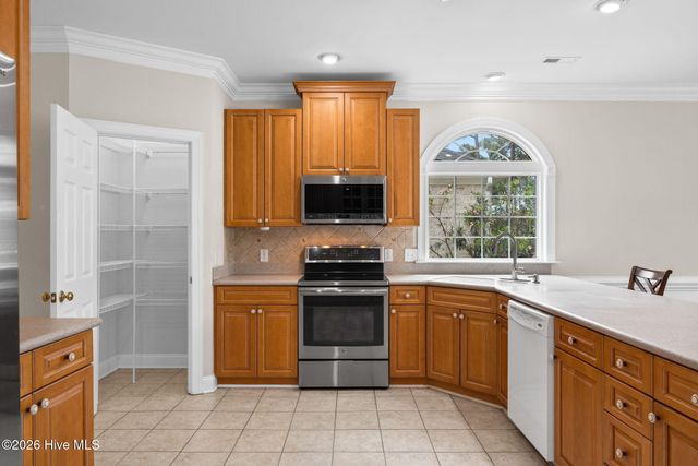 3682 W Medinah Avenue, Southport, NC 28461
