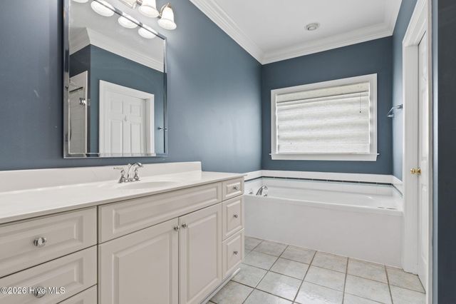 3682 W Medinah Avenue, Southport, NC 28461