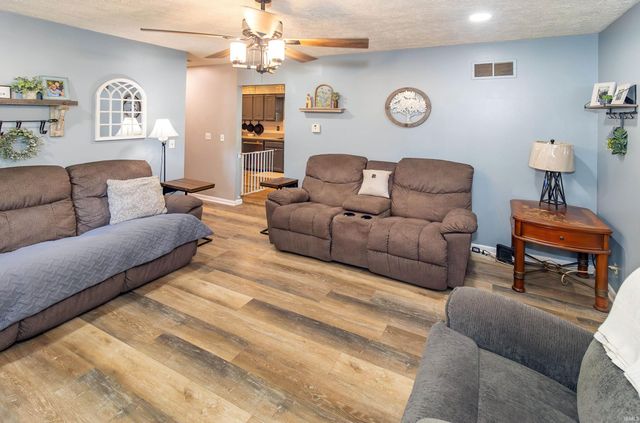121 S Tennessee Street, Chandler, IN 47601
