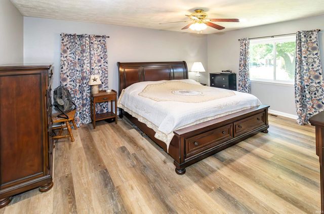 121 S Tennessee Street, Chandler, IN 47601