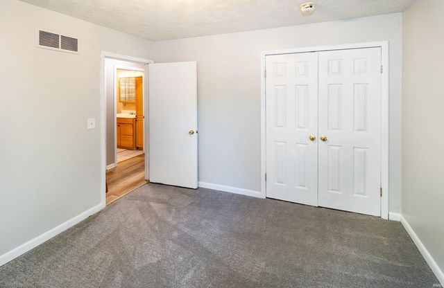121 S Tennessee Street, Chandler, IN 47601