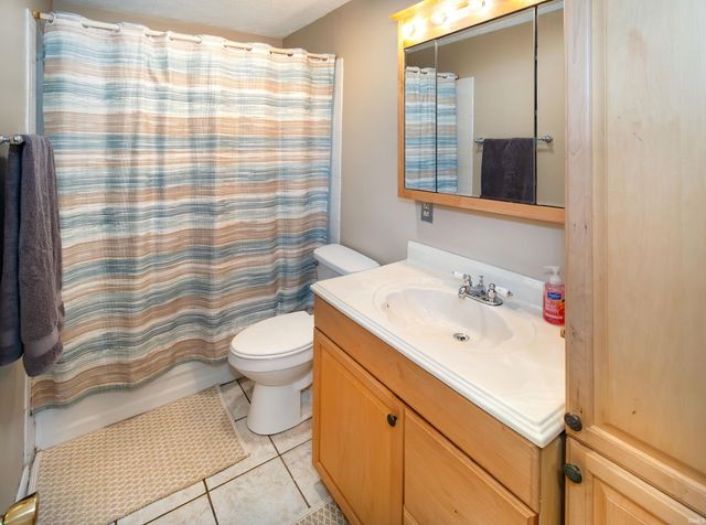 121 S Tennessee Street, Chandler, IN 47601