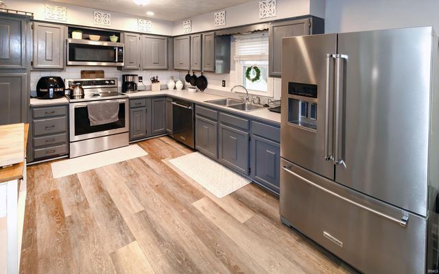 121 S Tennessee Street, Chandler, IN 47601