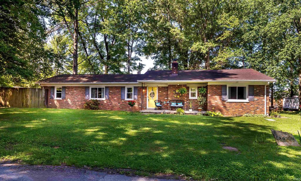 121 S Tennessee Street, Chandler, IN 47601