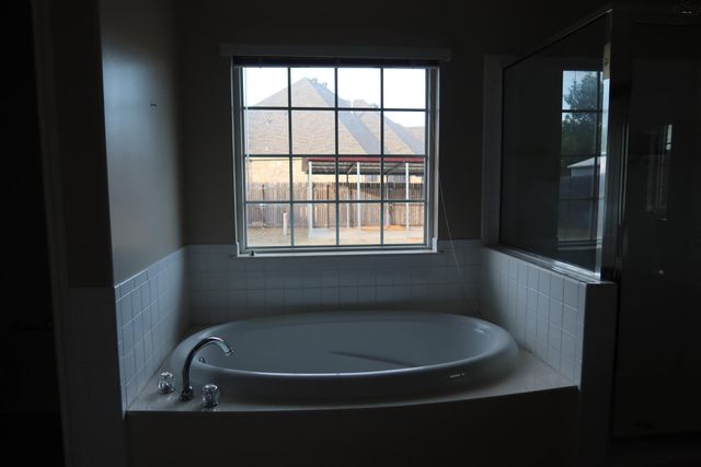 4404 WENDOVER STREET, Wichita Falls, TX 76309