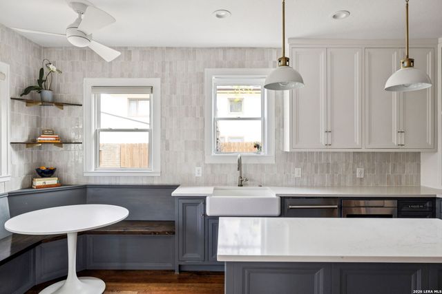 110 Henderson St, San Antonio, TX 78209