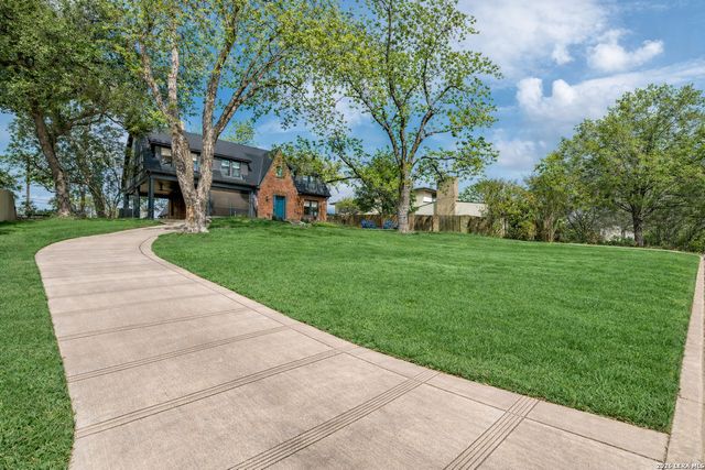 110 Henderson St, San Antonio, TX 78209