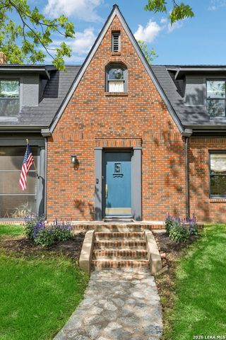 110 Henderson St, San Antonio, TX 78209