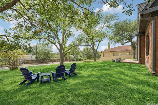 110 Henderson St, San Antonio, TX 78209