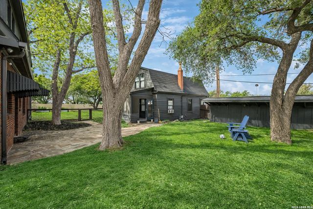 110 Henderson St, San Antonio, TX 78209