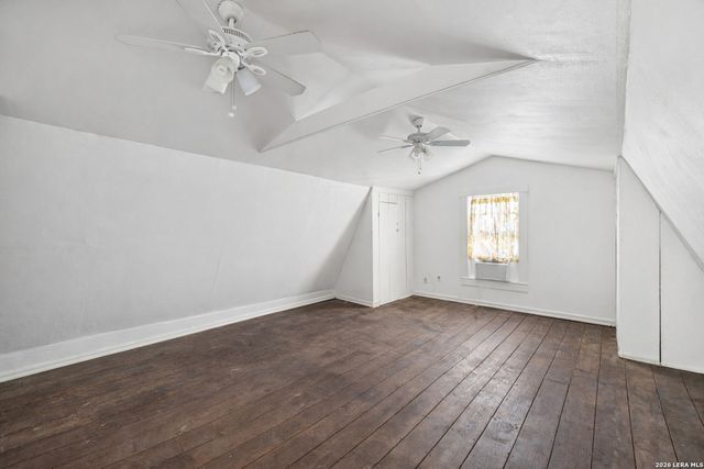 110 Henderson St, San Antonio, TX 78209