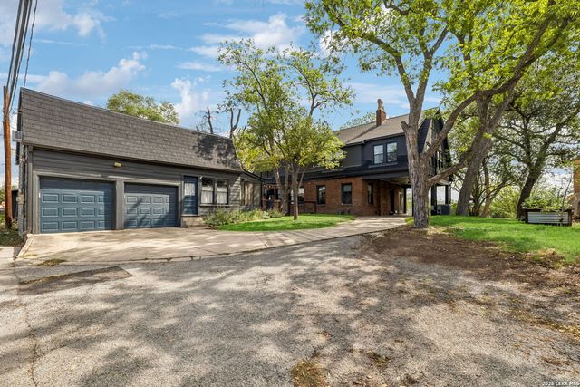 110 Henderson St, San Antonio, TX 78209