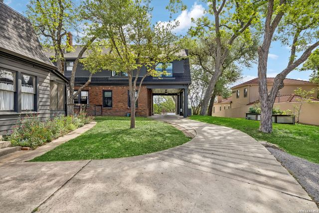 110 Henderson St, San Antonio, TX 78209