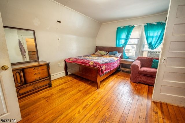 352 N 7Th St, Newark City, NJ 07107